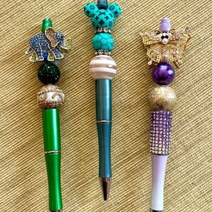 ༘⋆🌷₊˚❀  ADORABLE ~ Handmade ~ BLING PENS ~ ༘⋆🌷₊˚❀
